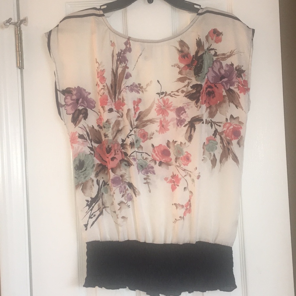 Floral top